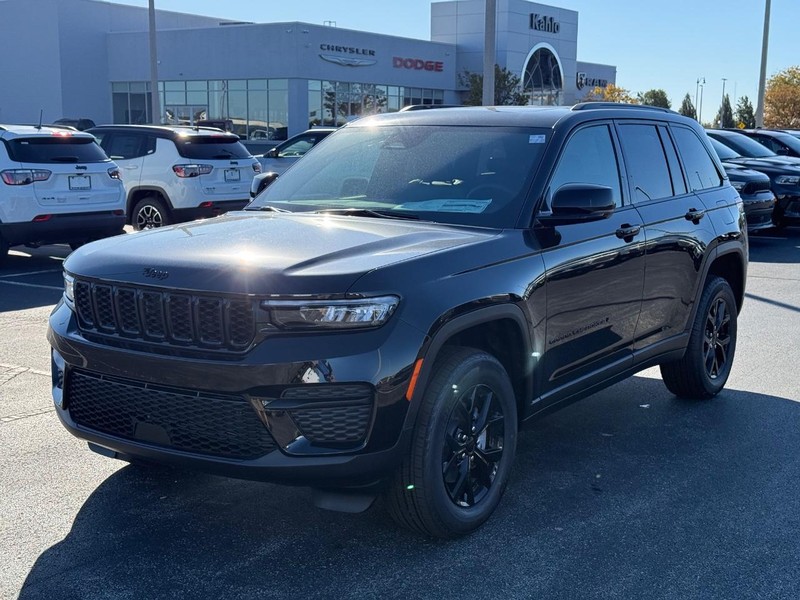 Jeep Grand Cherokee Vehicle Full-screen Gallery Image 9