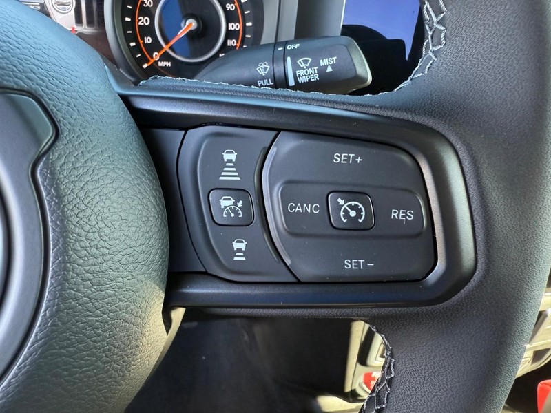 Jeep Gladiator Vehicle Full-screen Gallery Image 20