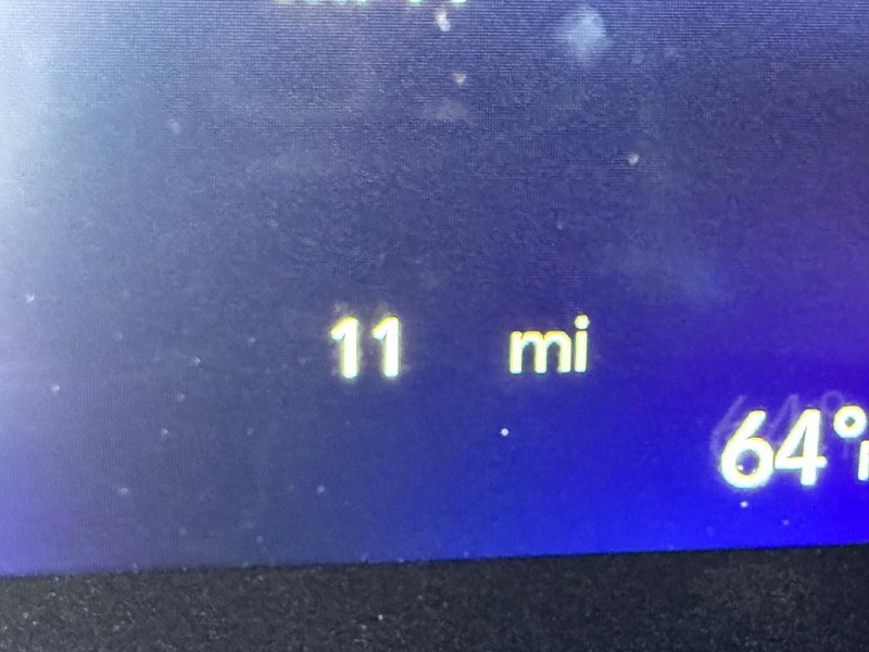 Chrysler Pacifica Vehicle Full-screen Gallery Image 31