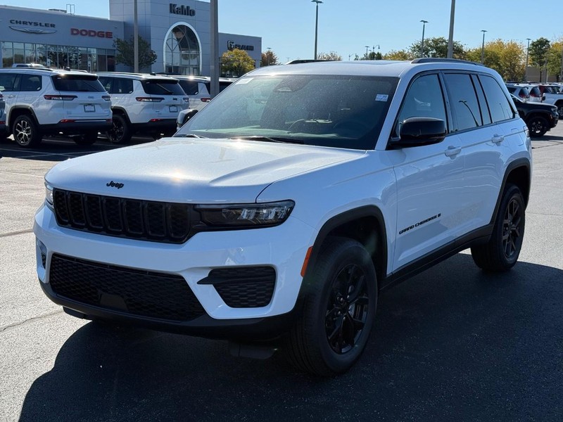 Jeep Grand Cherokee Vehicle Full-screen Gallery Image 9