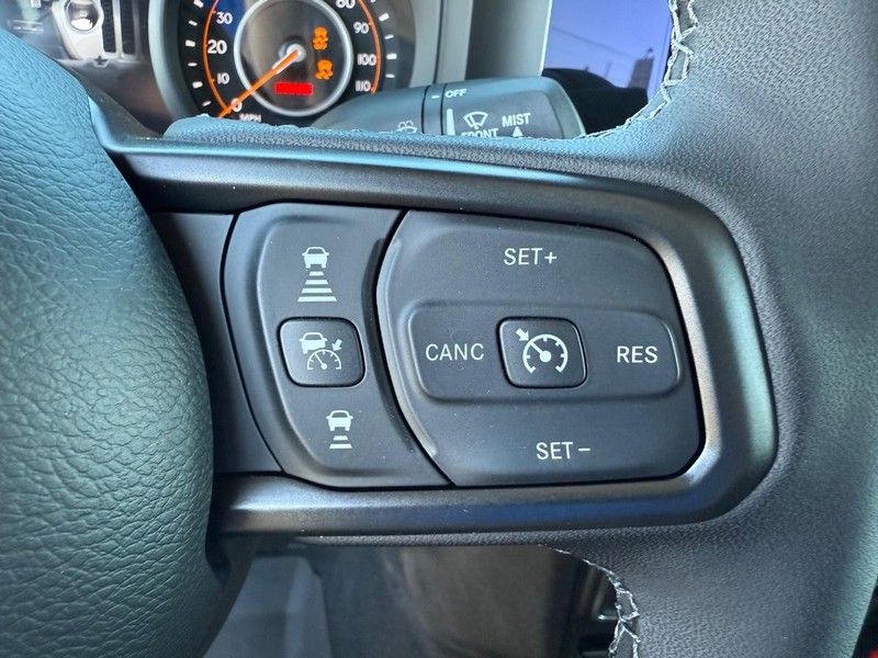 Jeep Gladiator Vehicle Full-screen Gallery Image 20