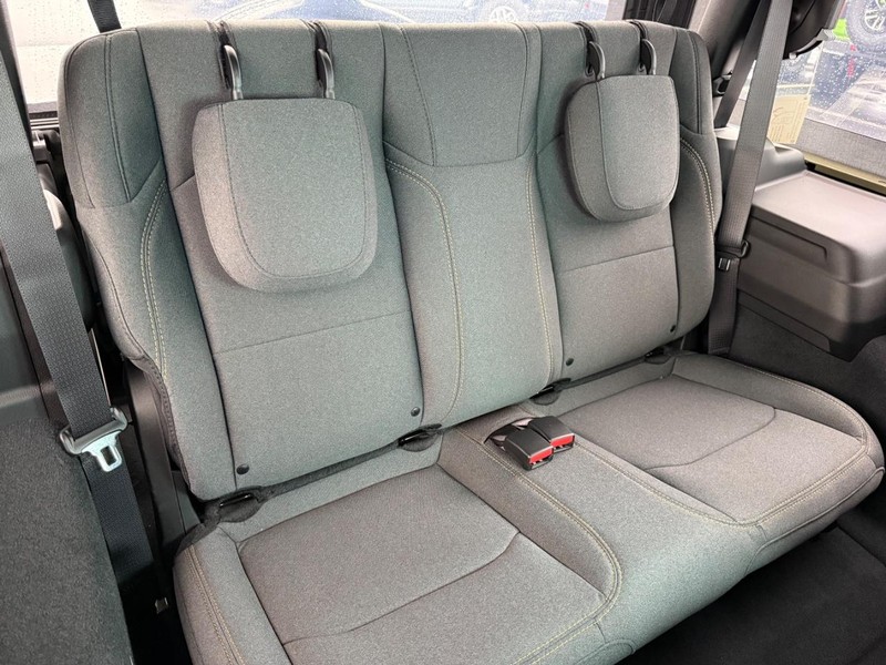 Jeep Wrangler Vehicle Full-screen Gallery Image 14