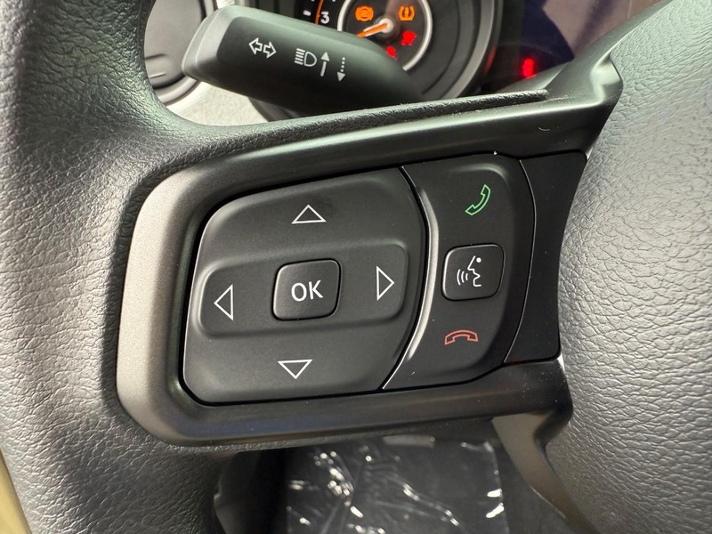 Jeep Wrangler Vehicle Full-screen Gallery Image 18