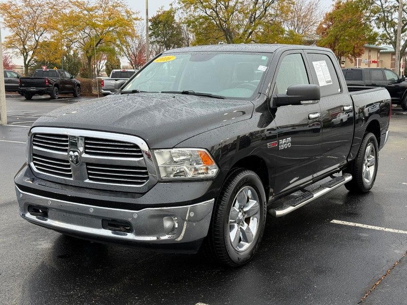 Ram 1500 Vehicle Full-screen Gallery Image 9