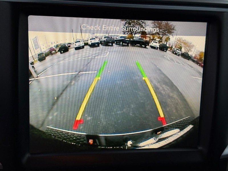 Ram 1500 Vehicle Full-screen Gallery Image 23