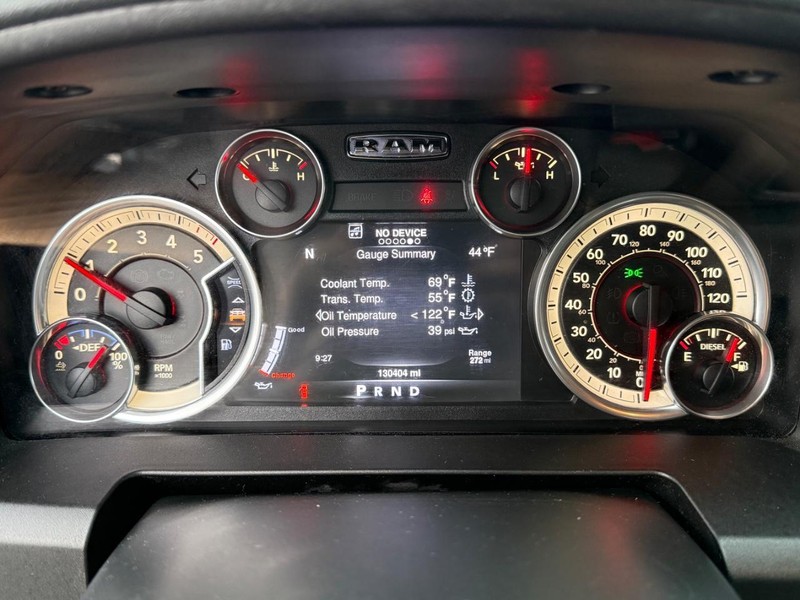 Ram 1500 Vehicle Full-screen Gallery Image 28