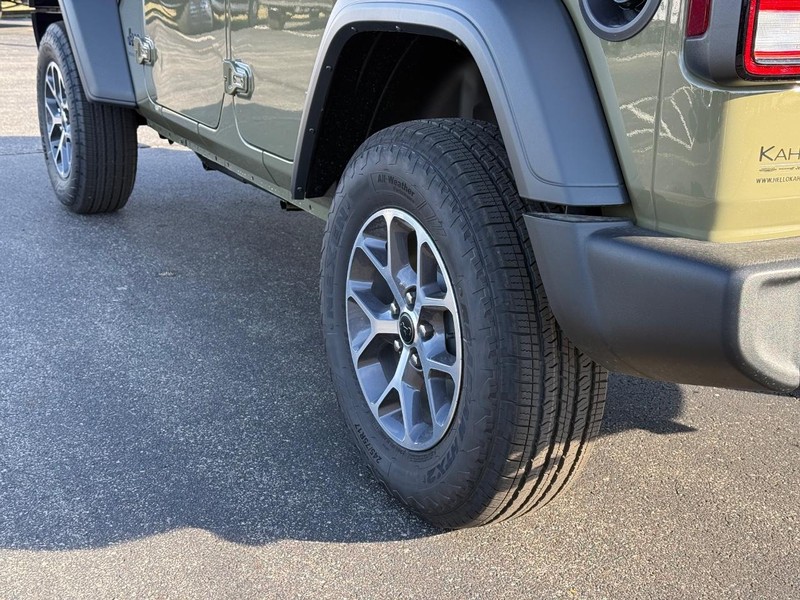 Jeep Wrangler Vehicle Full-screen Gallery Image 6