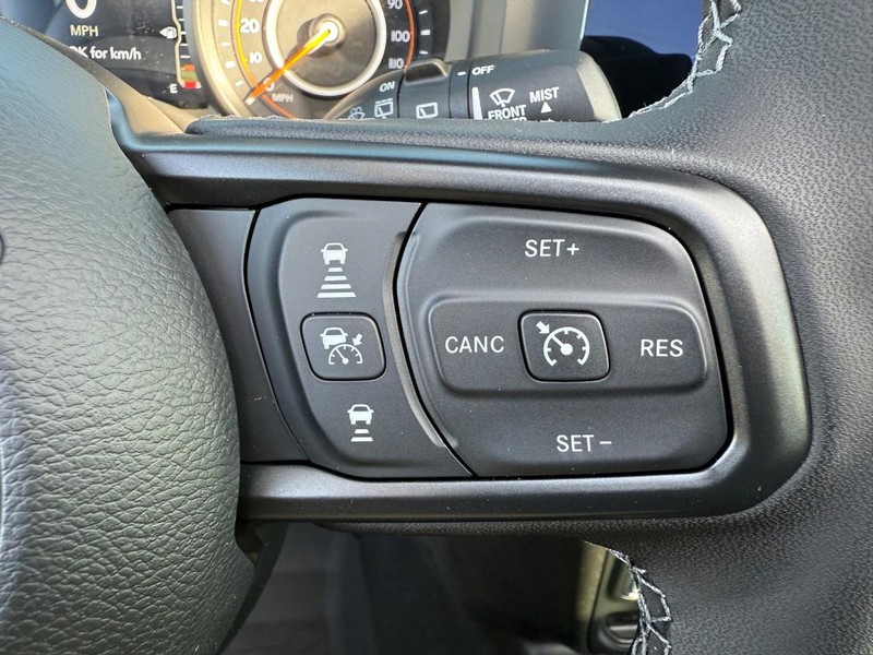 Jeep Wrangler Vehicle Full-screen Gallery Image 21