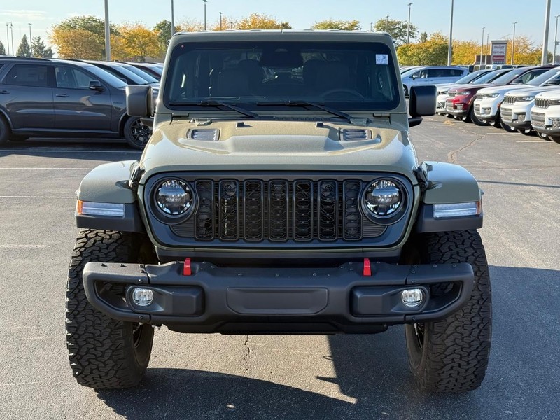 Jeep Wrangler Vehicle Full-screen Gallery Image 9