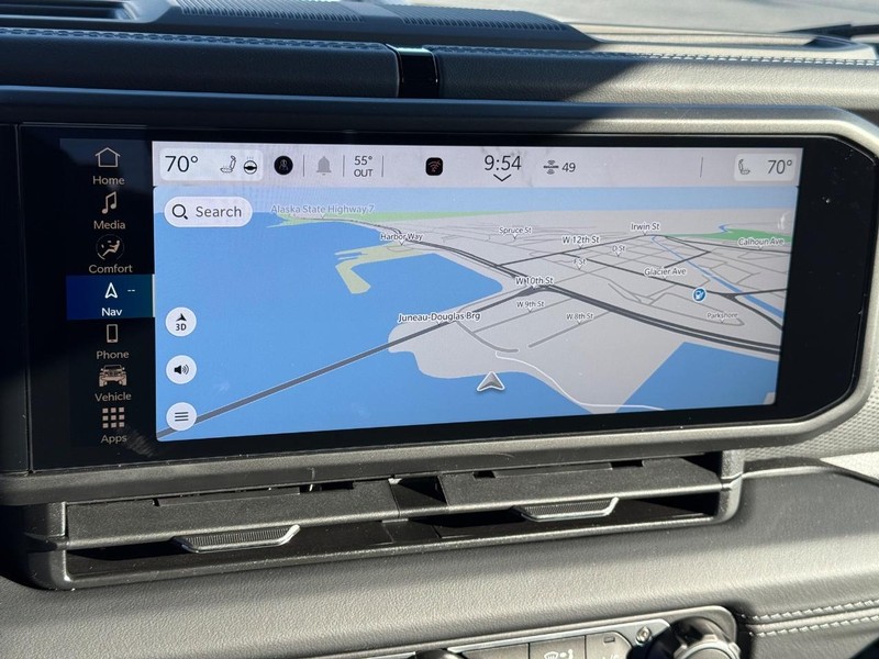 Jeep Wrangler Vehicle Full-screen Gallery Image 21