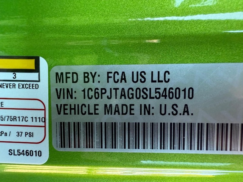 Jeep Gladiator Vehicle Full-screen Gallery Image 31