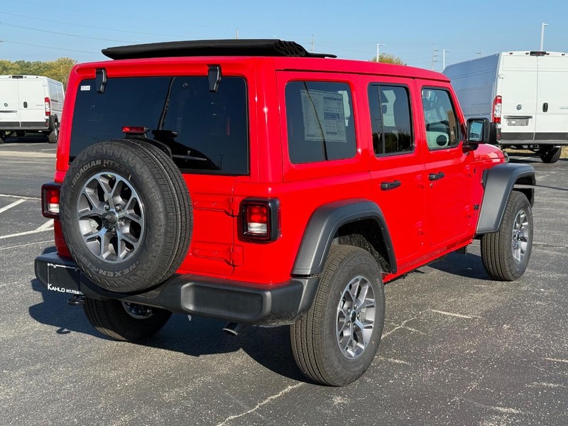 Jeep Wrangler Vehicle Full-screen Gallery Image 3
