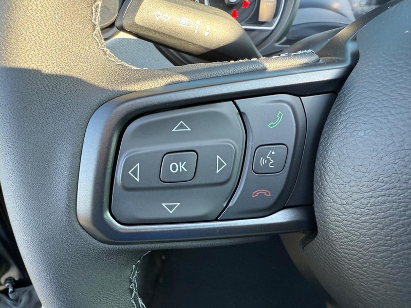 Jeep Wrangler Vehicle Full-screen Gallery Image 20