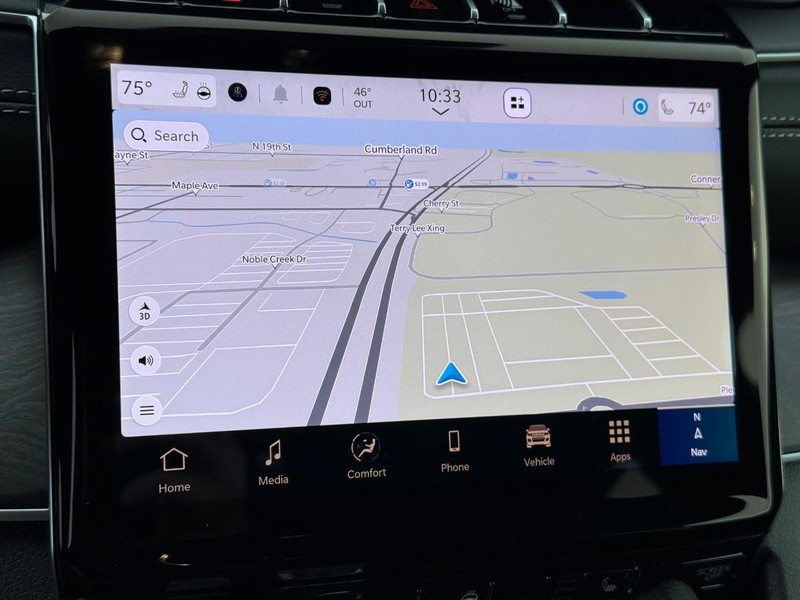 Jeep Grand Cherokee Vehicle Full-screen Gallery Image 25