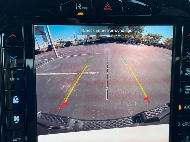 Ram 1500 Vehicle Full-screen Gallery Image 23