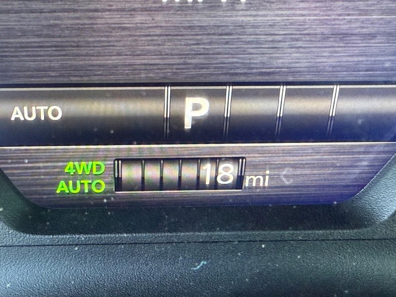 Ram 1500 Vehicle Full-screen Gallery Image 27