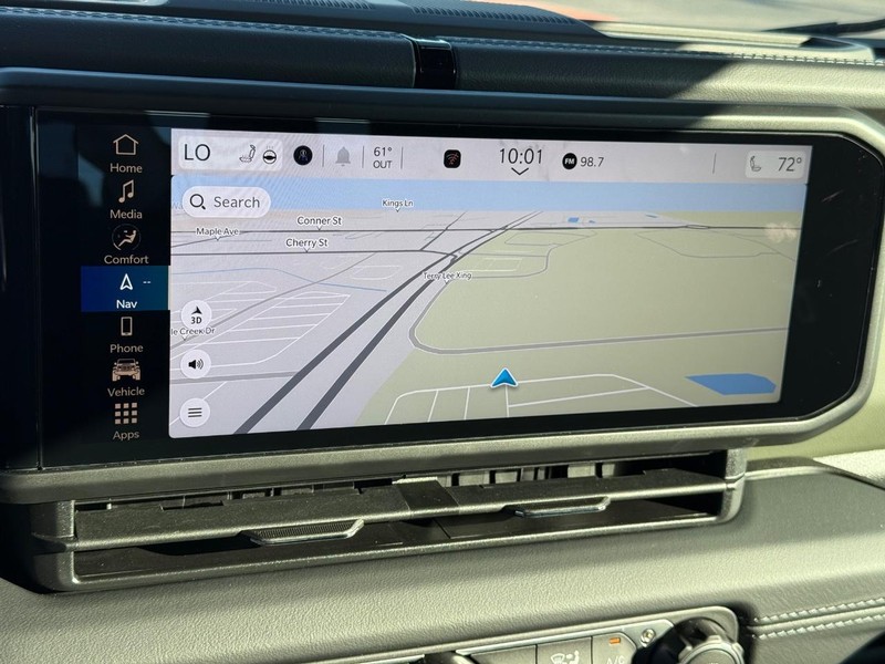 Jeep Gladiator Vehicle Full-screen Gallery Image 23