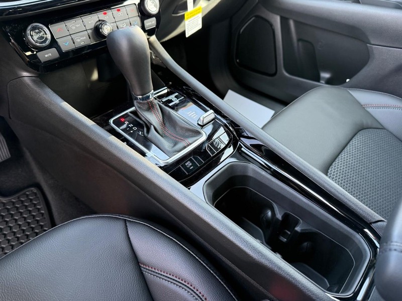 Jeep Compass Vehicle Full-screen Gallery Image 26