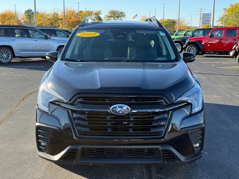 Subaru Ascent Vehicle Full-screen Gallery Image 10