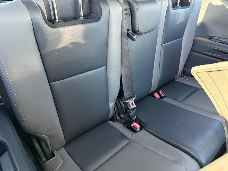 Subaru Ascent Vehicle Full-screen Gallery Image 13