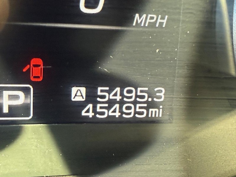 Subaru Ascent Vehicle Full-screen Gallery Image 31