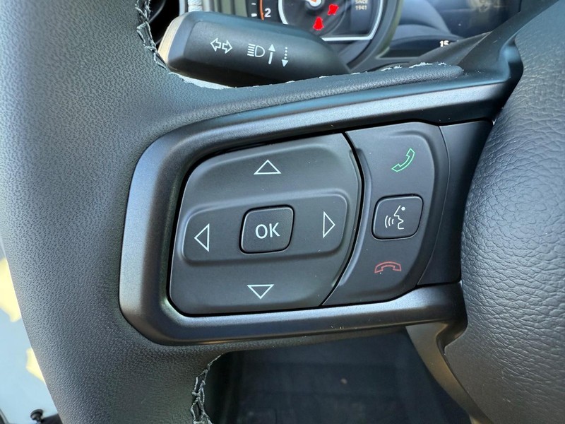 Jeep Wrangler Vehicle Full-screen Gallery Image 20