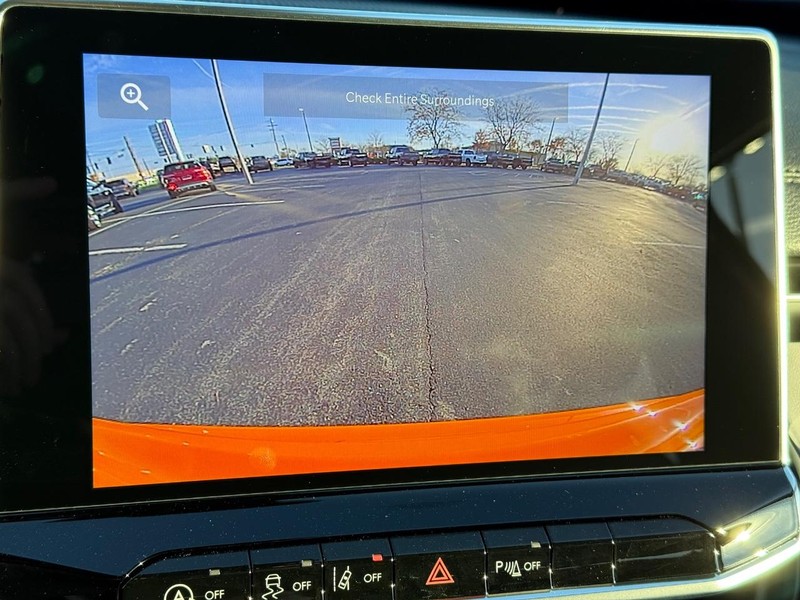 Jeep Compass Vehicle Full-screen Gallery Image 24