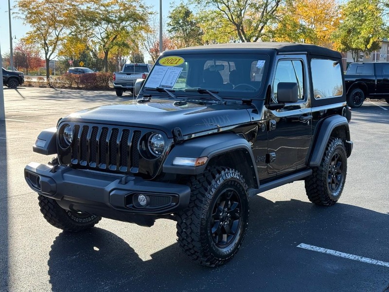 Jeep Wrangler Vehicle Full-screen Gallery Image 8