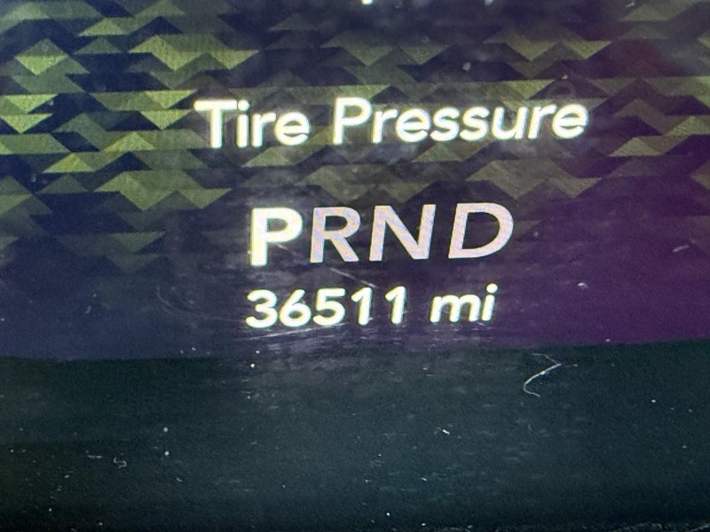 Jeep Wrangler Vehicle Full-screen Gallery Image 27