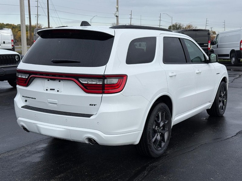 Dodge Durango Vehicle Full-screen Gallery Image 3
