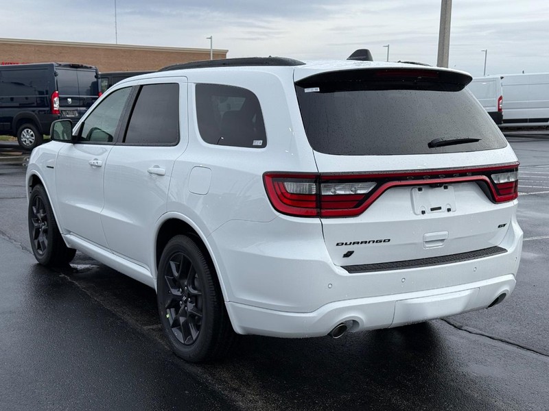 Dodge Durango Vehicle Full-screen Gallery Image 5