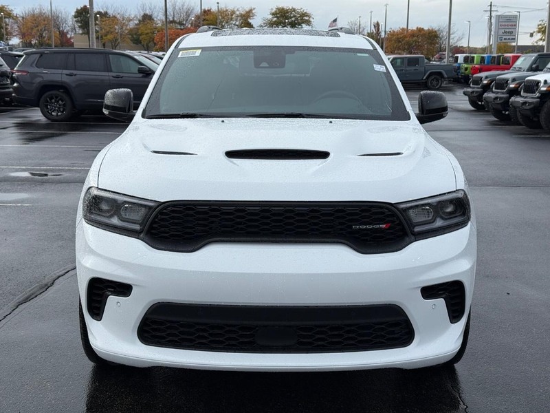 Dodge Durango Vehicle Full-screen Gallery Image 11
