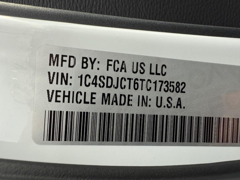 Dodge Durango Vehicle Full-screen Gallery Image 36