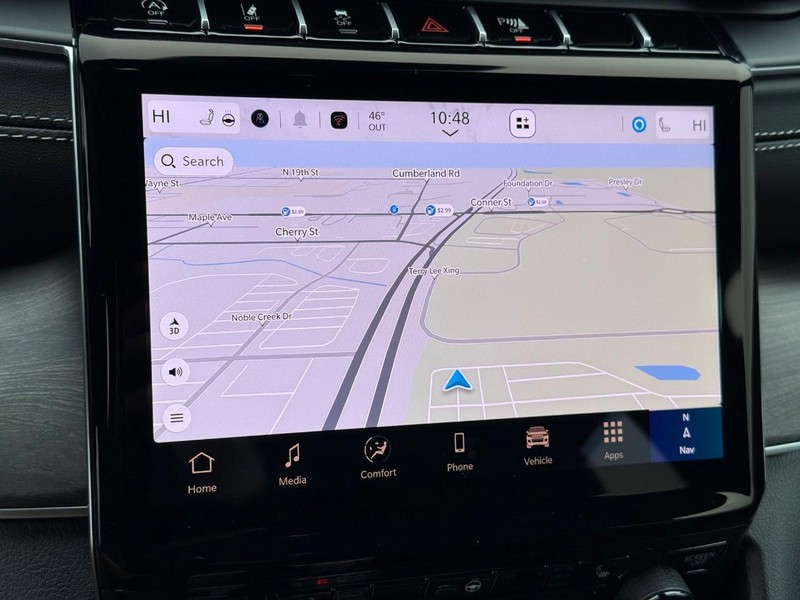 Jeep Grand Cherokee L Vehicle Full-screen Gallery Image 27