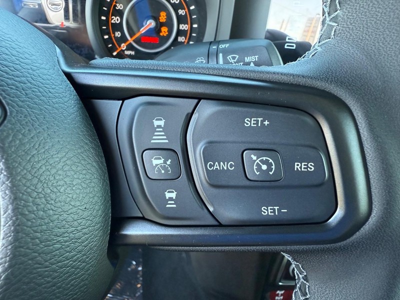 Jeep Gladiator Vehicle Full-screen Gallery Image 20