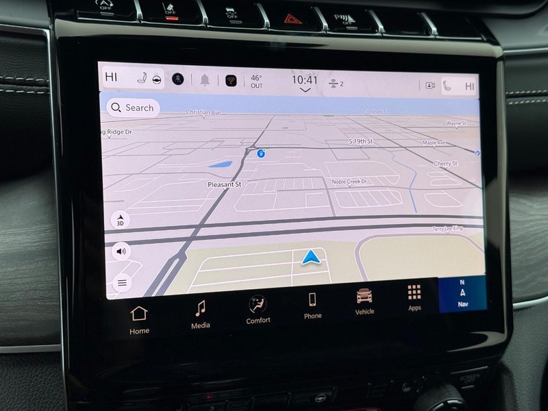 Jeep Grand Cherokee L Vehicle Full-screen Gallery Image 27