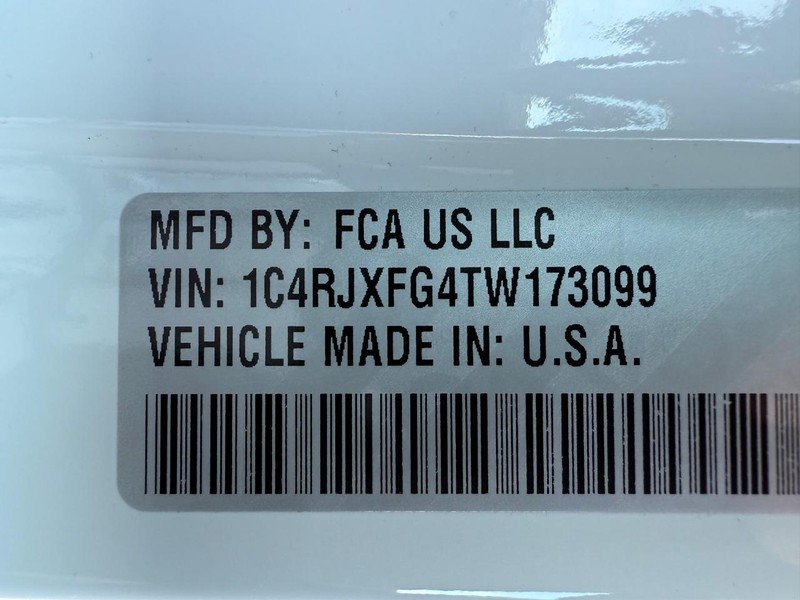 Jeep Wrangler Vehicle Full-screen Gallery Image 33