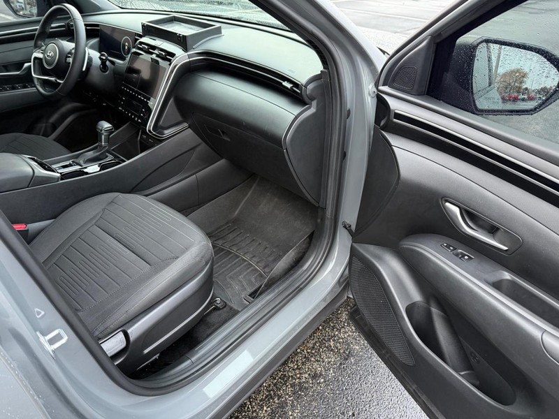 Hyundai Santa Cruz Vehicle Full-screen Gallery Image 16