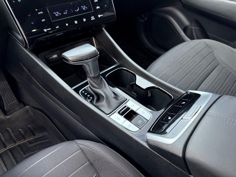 Hyundai Santa Cruz Vehicle Full-screen Gallery Image 28