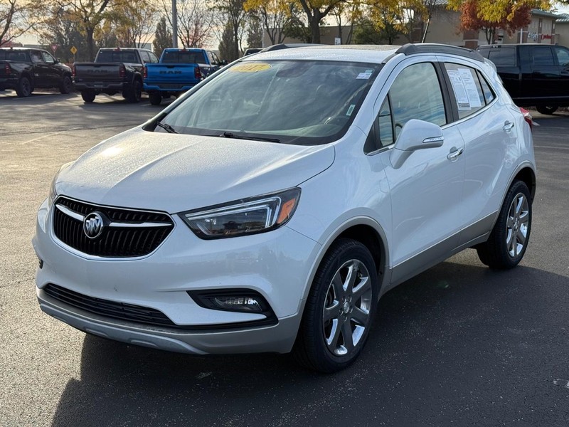 Buick Encore Vehicle Full-screen Gallery Image 8