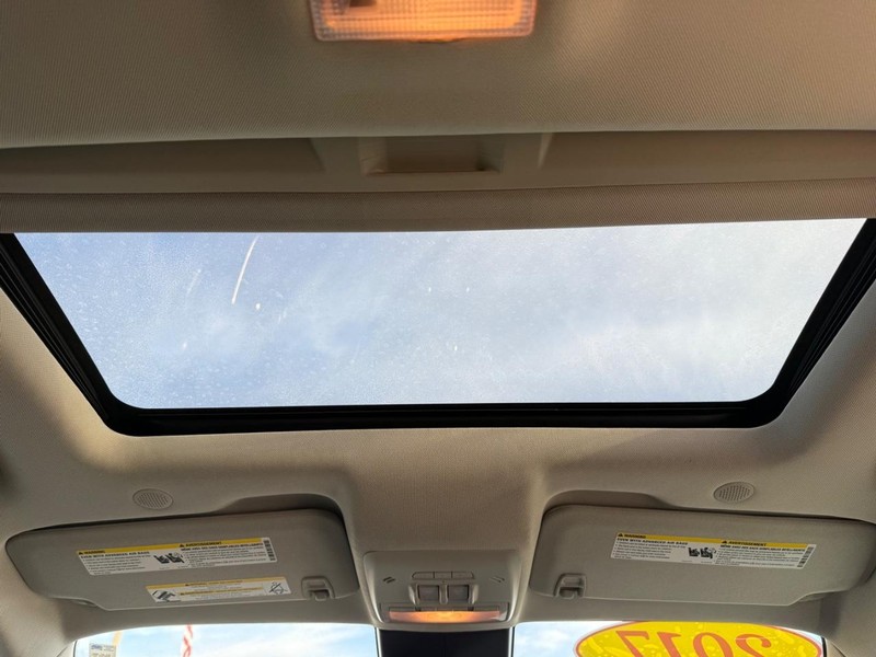 Buick Encore Vehicle Full-screen Gallery Image 12