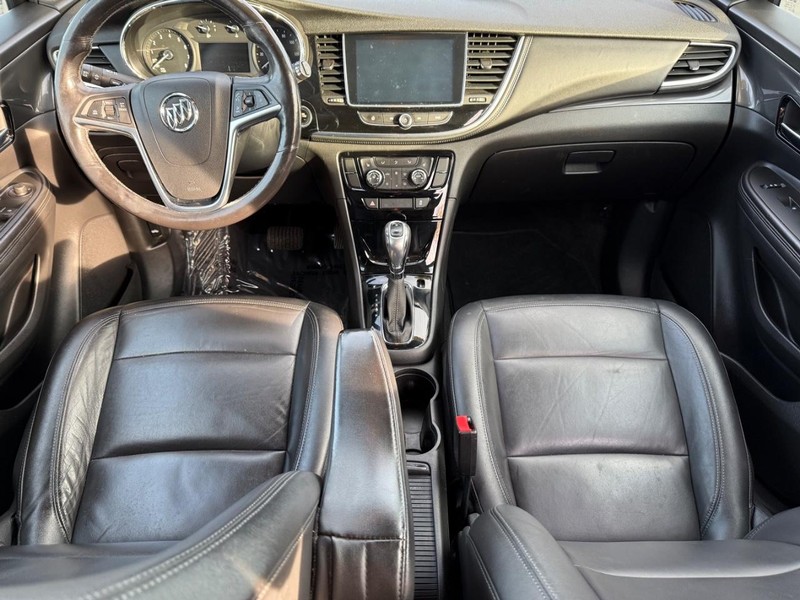 Buick Encore Vehicle Full-screen Gallery Image 13