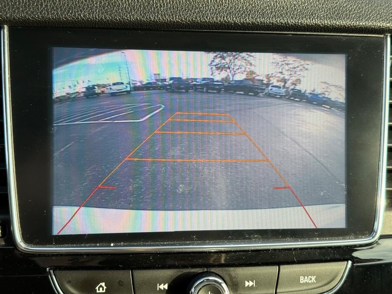 Buick Encore Vehicle Full-screen Gallery Image 25