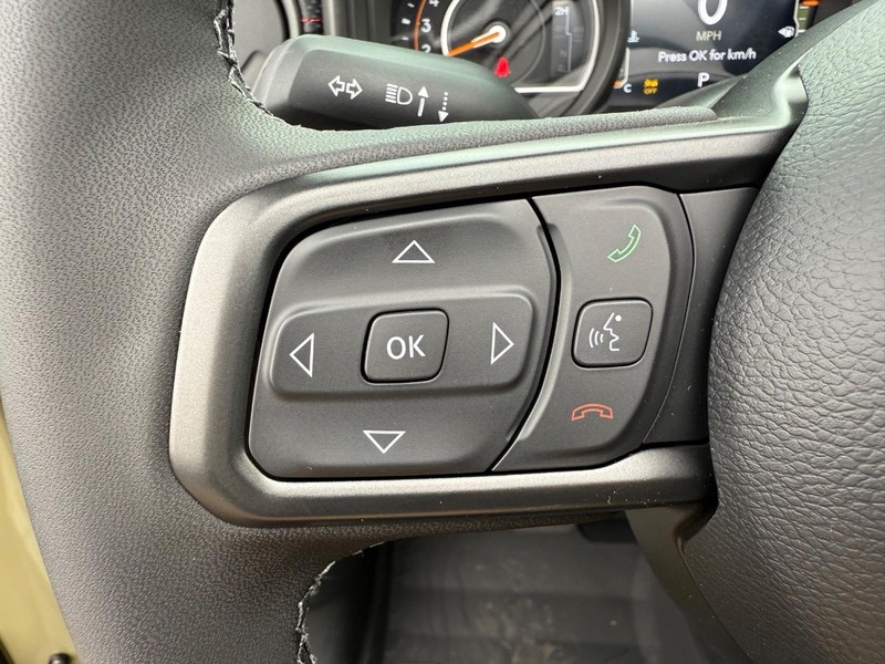 Jeep Wrangler Vehicle Full-screen Gallery Image 20