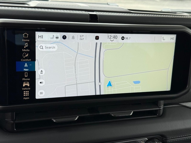 Jeep Wrangler Vehicle Full-screen Gallery Image 24