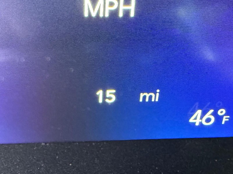 Chrysler Pacifica Vehicle Full-screen Gallery Image 31