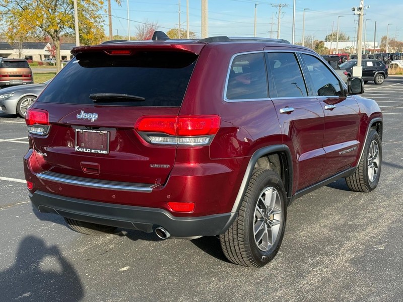 Jeep Grand Cherokee Vehicle Full-screen Gallery Image 3