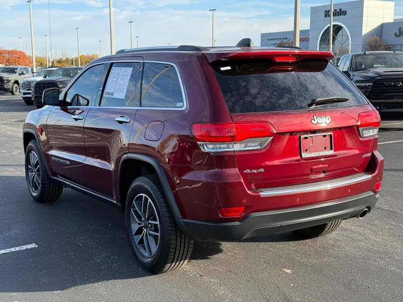 Jeep Grand Cherokee Vehicle Full-screen Gallery Image 5
