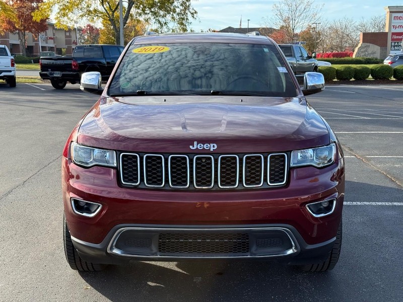 Jeep Grand Cherokee Vehicle Full-screen Gallery Image 10