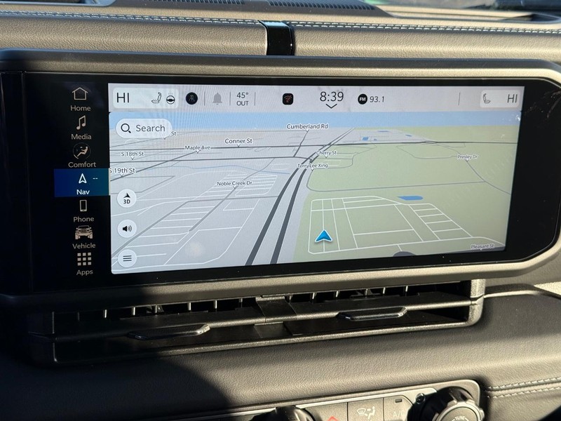 Jeep Wrangler Vehicle Full-screen Gallery Image 24